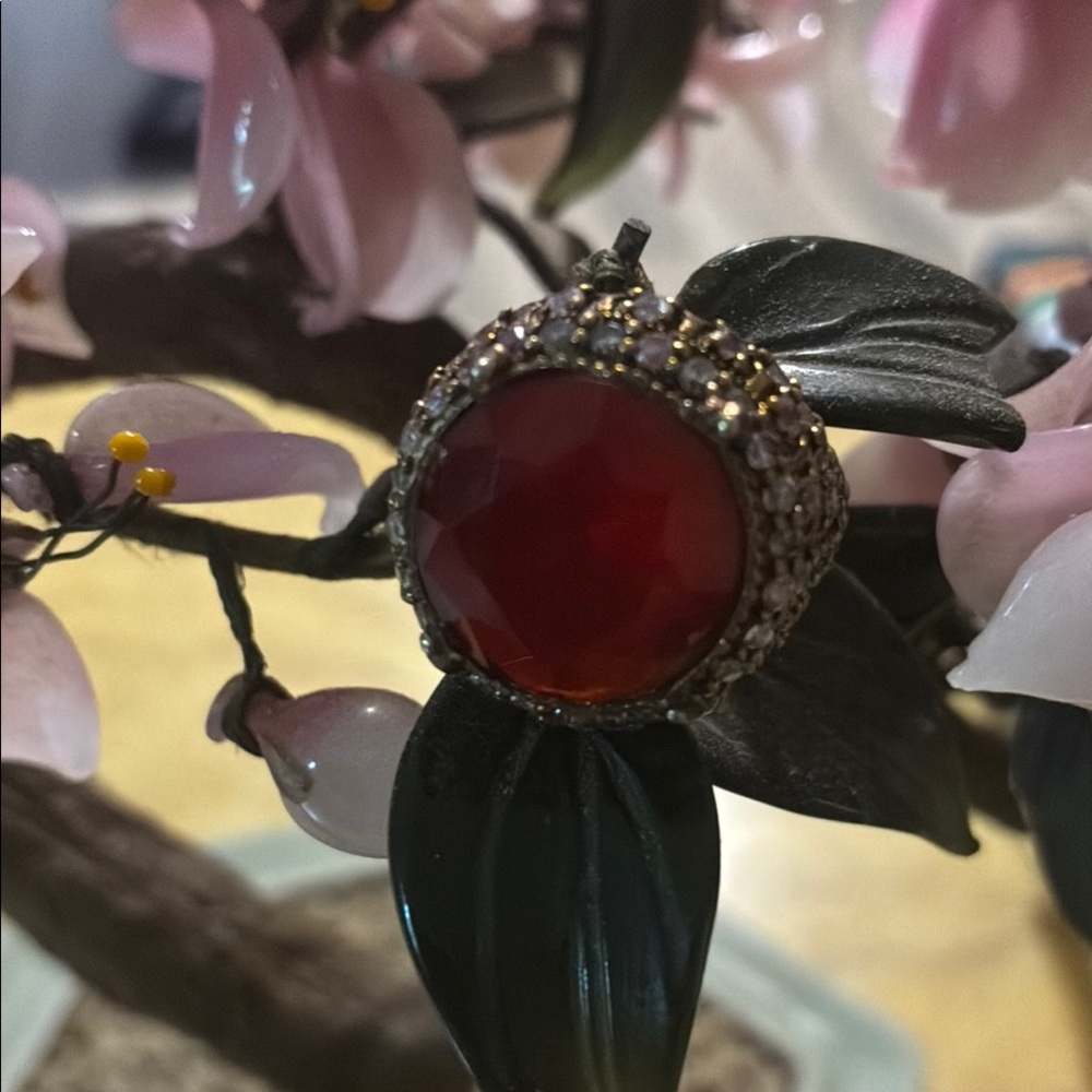 Vintage Red  garnet and Gold Ring
